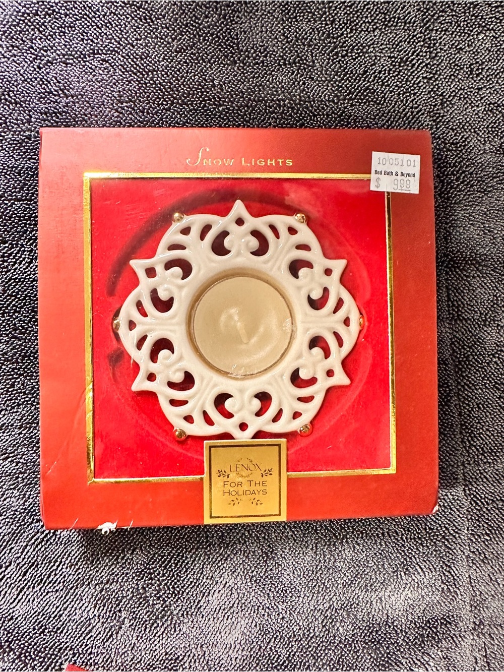Lenox Cream Ceramic Filigree Tealight Holder with Gold Accents